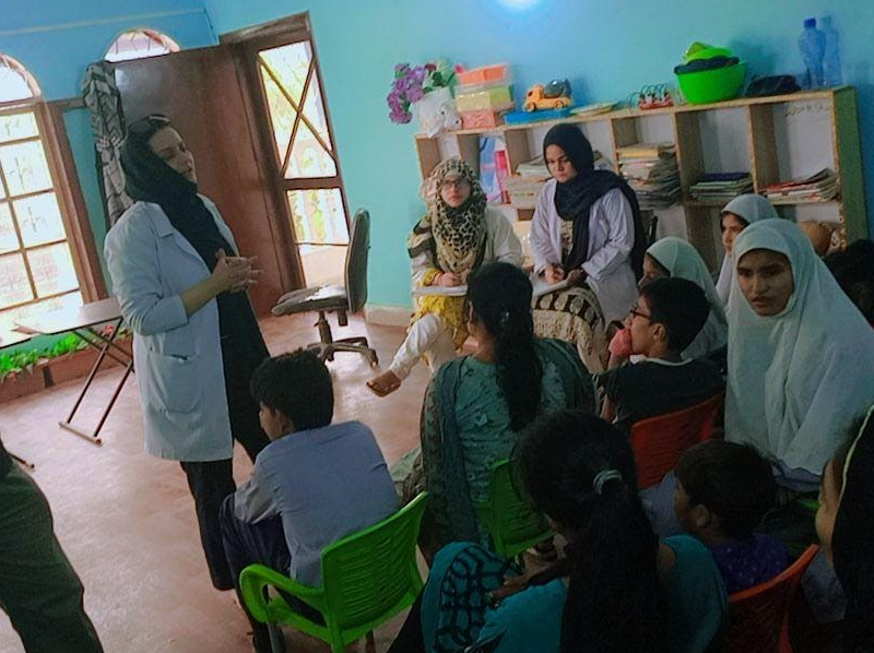 ISERC Staff Conducted meeting with school students parents